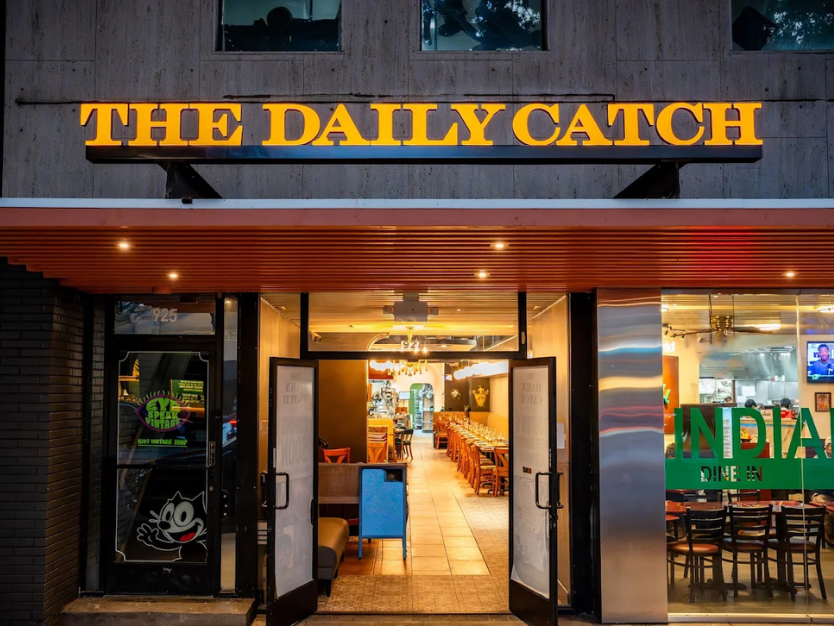 The Dayily Catch lower third box